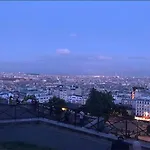Superbe Appartement Au Coeur De Montmartre