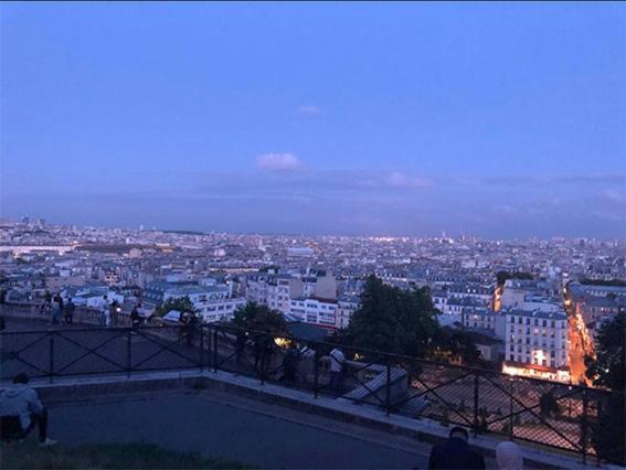 Superbe Au Coeur De Montmartre
